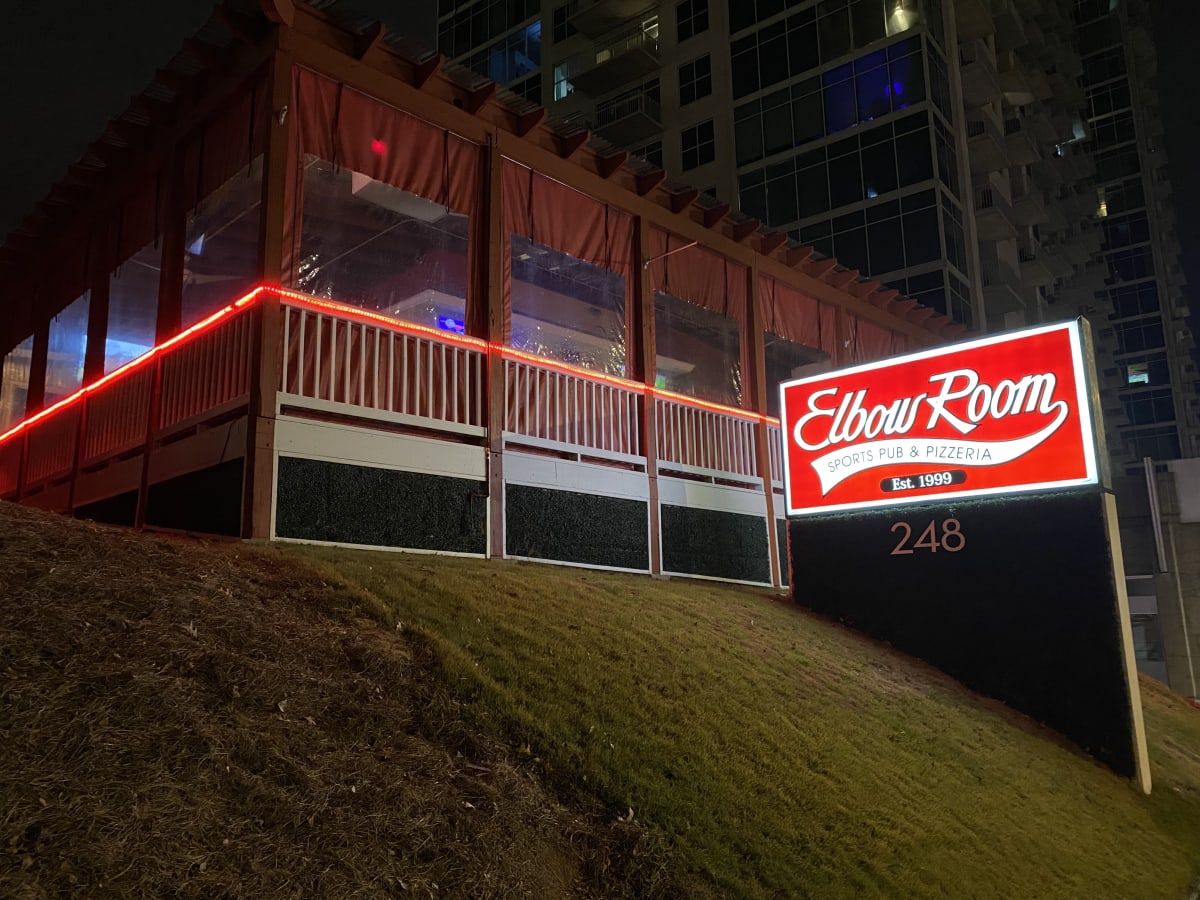 Elbow Room Review Buckhead Atlanta The Infatuation